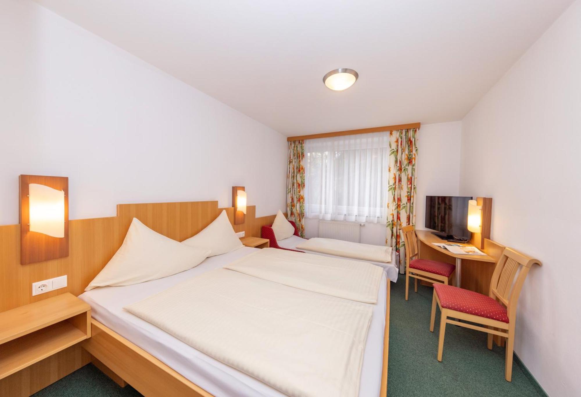 Gaestehaus Rudolfo Zell am See Exterior photo